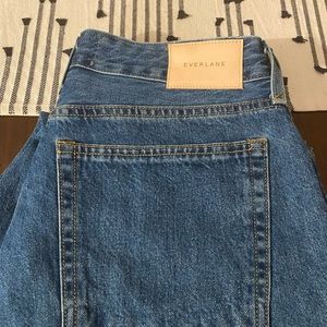 Curvy 90s Cheeky Straight Jean